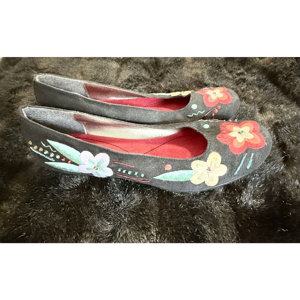 Unlisted black embroidery studded floral flats‎ shoes 8.5